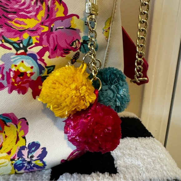 Betsey Johnson Floral Beauty - Picture 4 of 11